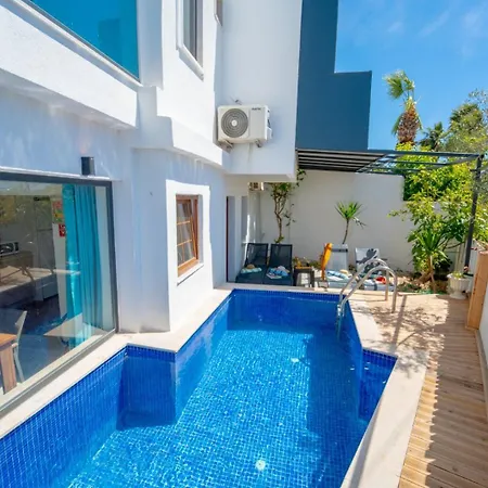 Villa Mehmet 4 *